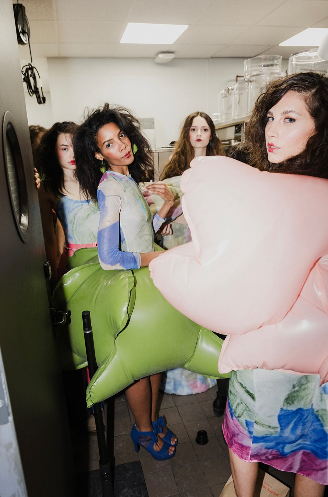 "COTTON CANDY" CAPSULE